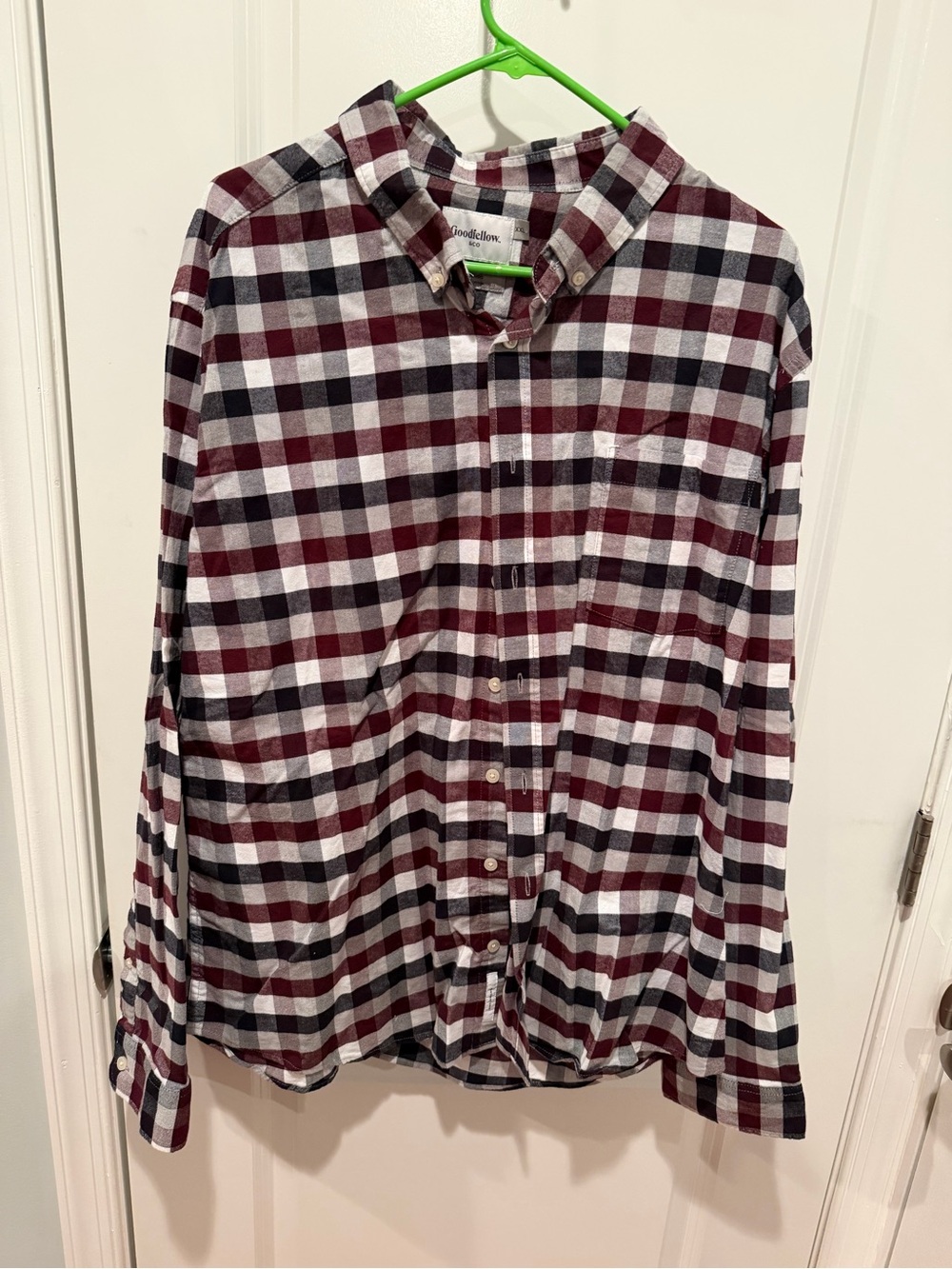 Goodfellow & Co Men’s Burgundy Black White Plaid Button-Up Shirt